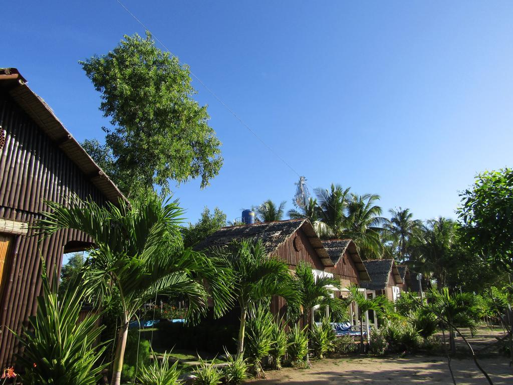 Jao Bay Resort Exterior photo